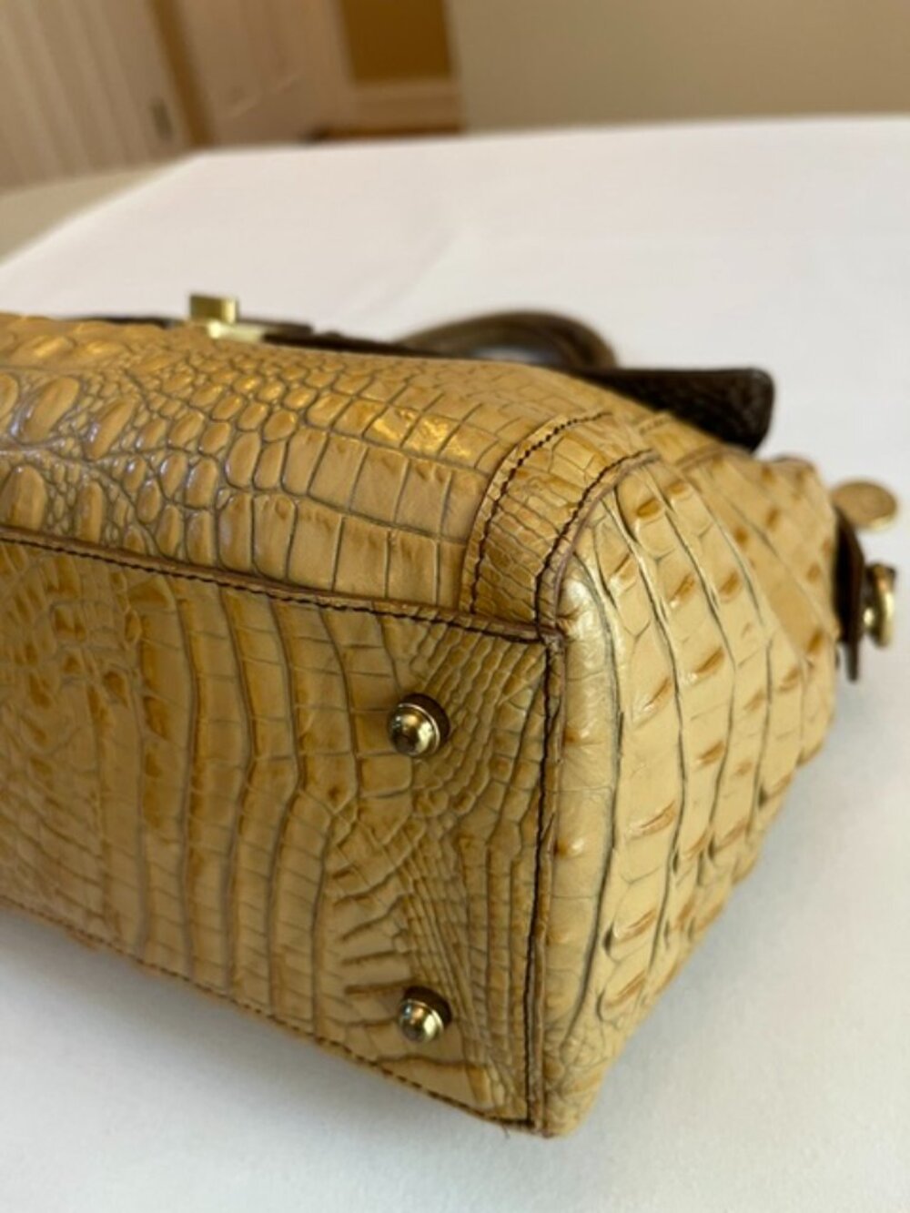 BRAHMIN | Brown and Tan Croc Embossed Leather Handbag Satchel Crossbody-EUC - Picture 6 of 16